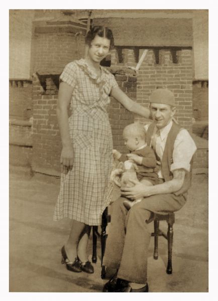 File:Theresa (Berish) Hudak with husband Andrew M. Hudak.jpg